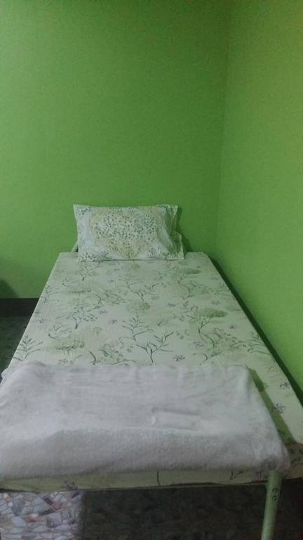 New C.H. Guest House Bangkok Camera foto